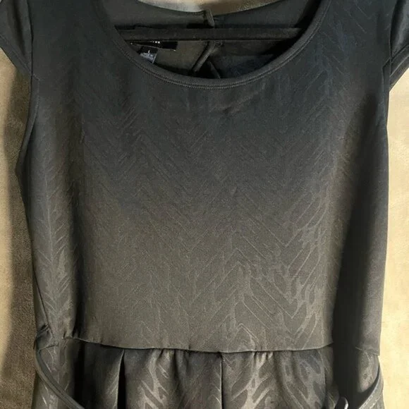 IZ BYER WOMENS VERSATILE BLACK PRINTED SCUBA KNIT SHORT SLEEVE DRESS BELT SIZE L - Picture 2 of 14